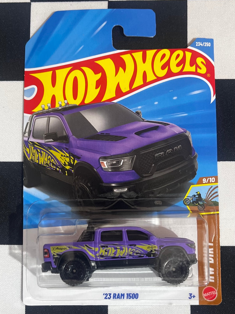 '23 RAM 1500 – HW Dirt