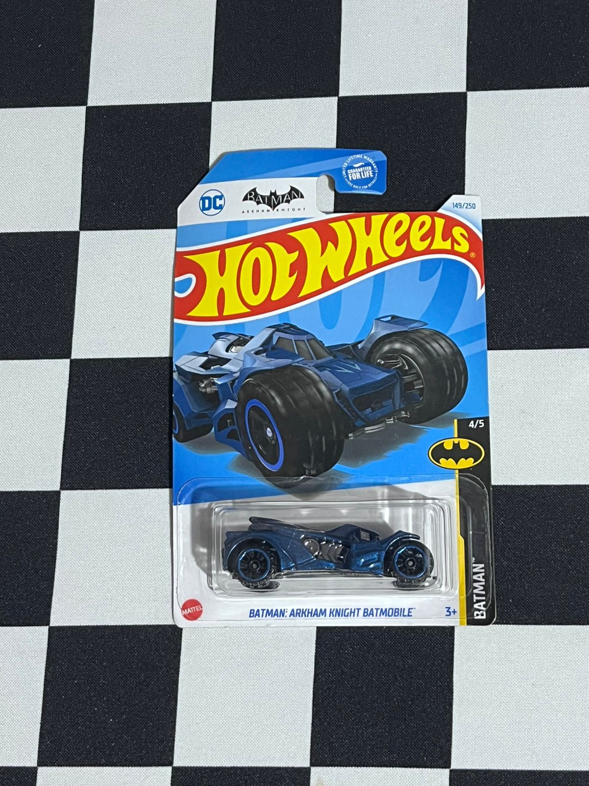 Batman Arkham knicht Batmobile