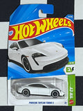 Porsche Taycan turbo S